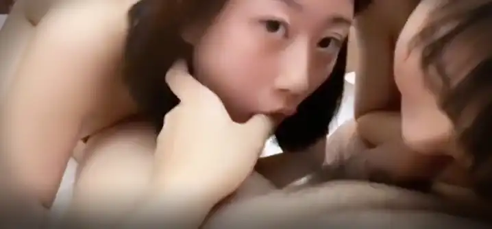 SWAG『venusbabe』姊妹丼的诱惑 舌头运用得很好很